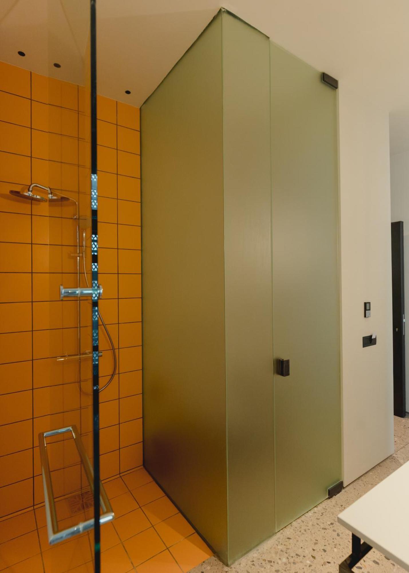 Plexi Space Atény Exteriér fotografie